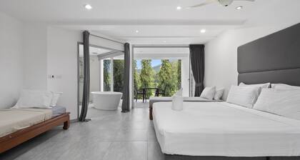 5 bedroom for 14 pax, pool villa, 7 kms to Patong at The Fairways Villas, Kathu.