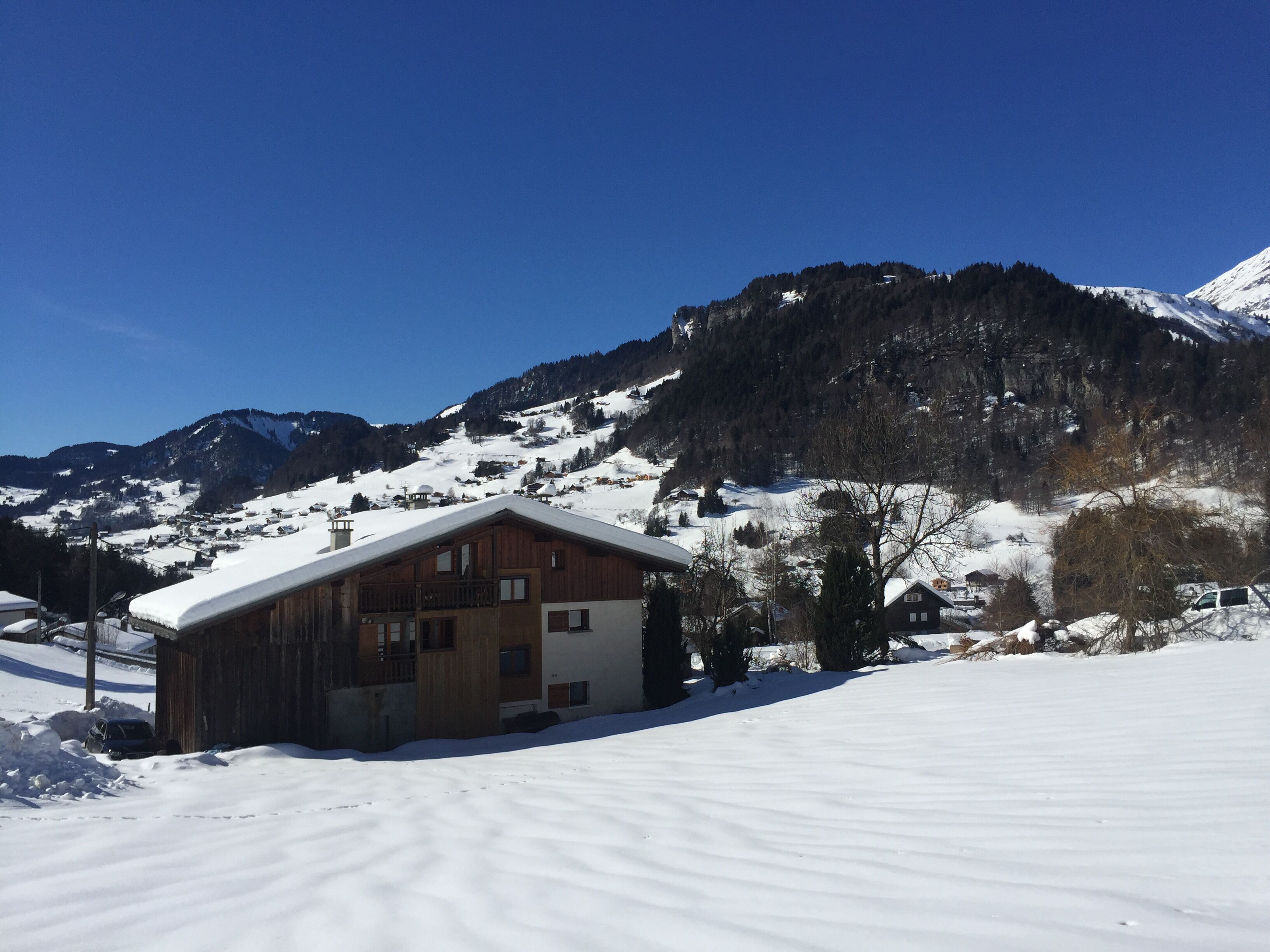 Apartment in a chalet at 1,5km from the ski slopes