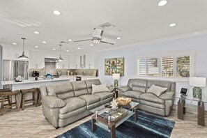 Smart TV, fireplace, music library, stereo