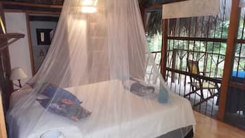 Romantic Cabin | 3 bedrooms, individually furnished, blackout drapes, bed sheets