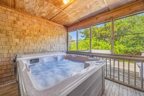 Bain à remous intérieur