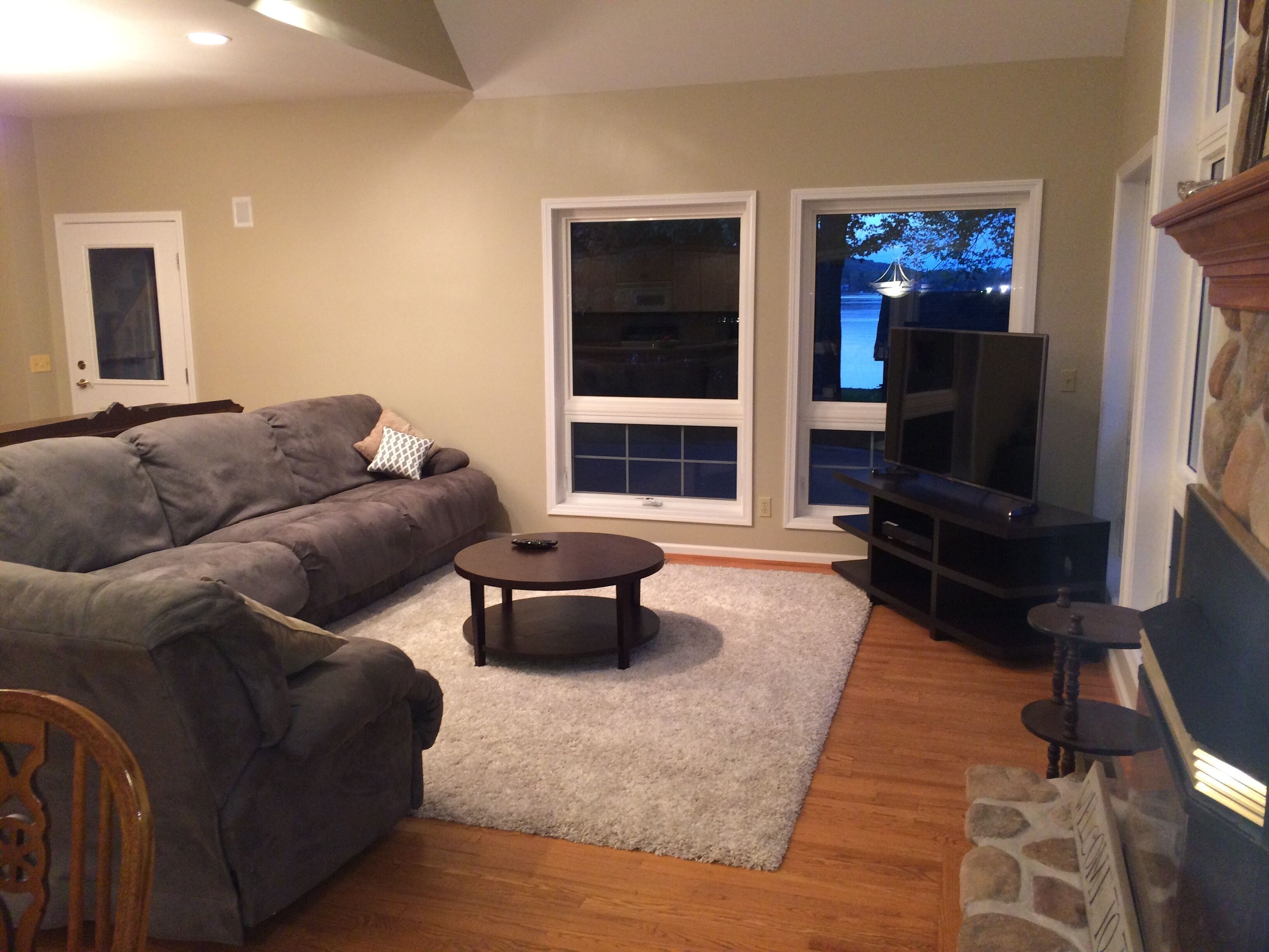 Year round lake house - plenty of room for the whole family