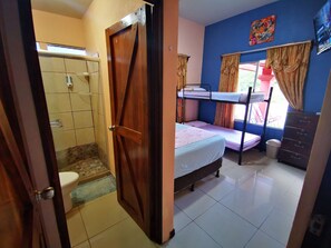 Chambre Standard, 1 chambre, vue jardin | Couette en duvet d'oie, rideaux occultants, chambres insonorisées