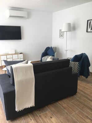 Smart TV - Albir Esmeralda Central Apartment -150 m from the Beach (L'Albir)