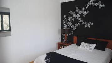 2 bedrooms, iron/ironing board, travel crib, WiFi