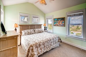 5 bedrooms, free WiFi, bed sheets