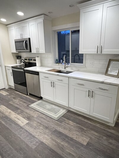 Rivers Edge ~ Riverfront, Acreage and Views