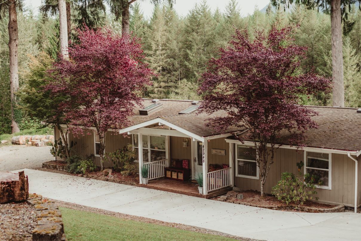 Rivers Edge ~ Riverfront, Acreage and Views