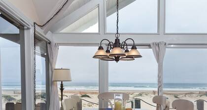 Happy Clam Casa Oceanfront Beach House w/Private GuestHouse