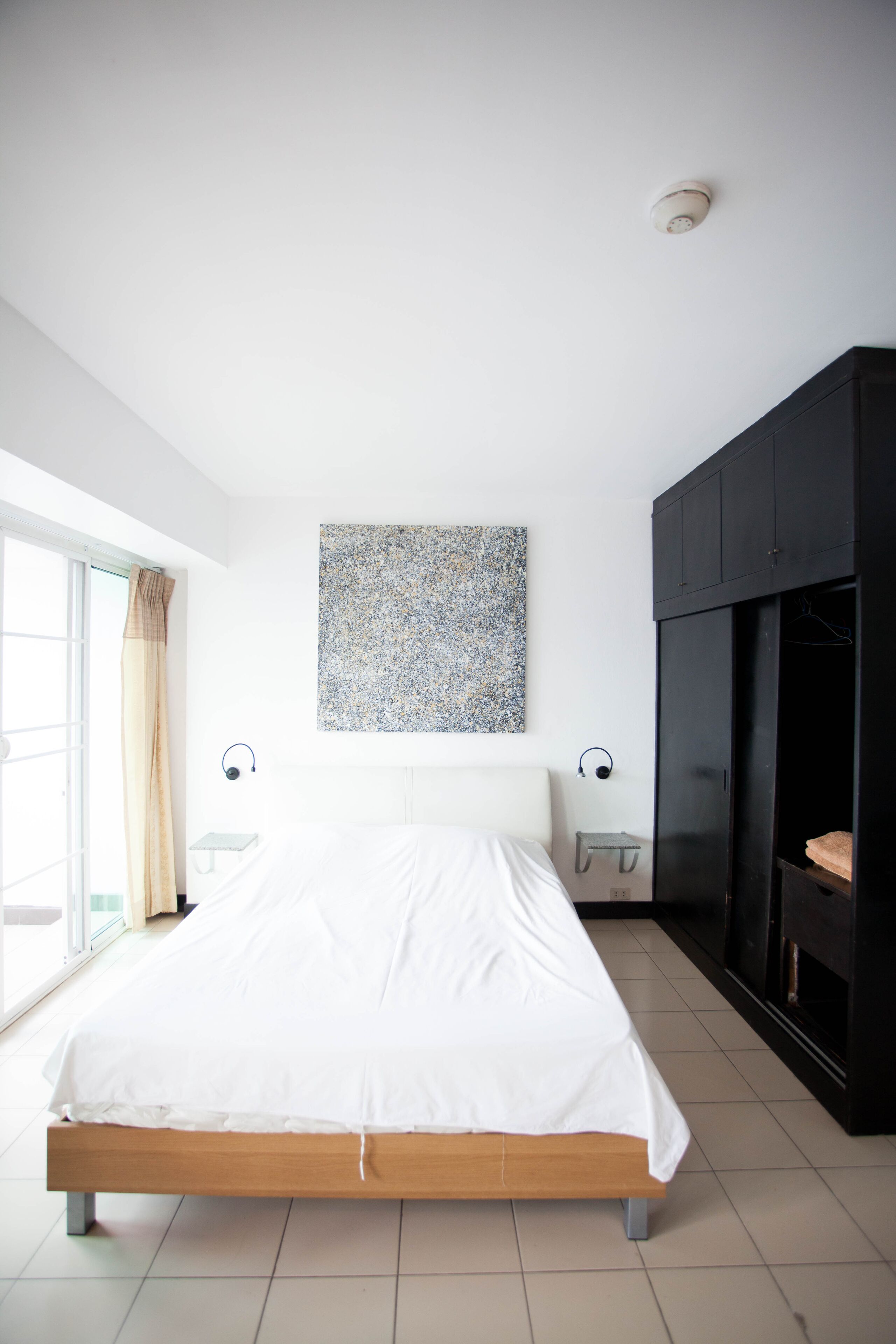 Night Bazaar Road - 40 Sqm - 4th Floor - Work-From-Home & Fully Fitted Kitchen