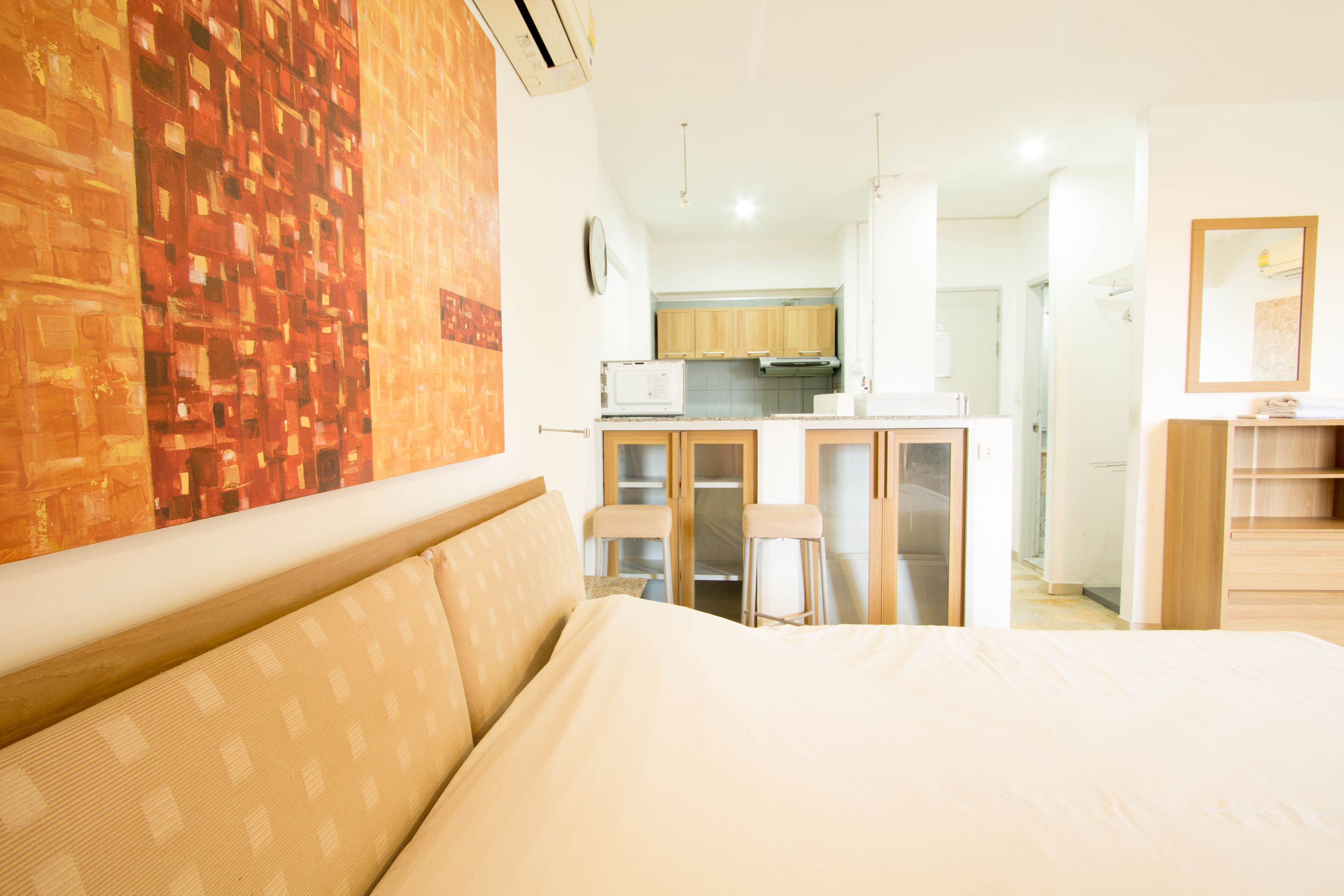 Night Bazaar Road - 40 Sqm - 3rd Floor - Work-From-Home w/ Fully Fitted Kitchen