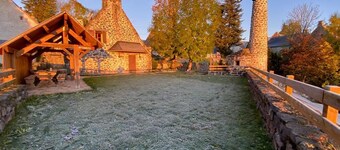 Auvergne  3 comfortable cottages heated swimming pool from June to September