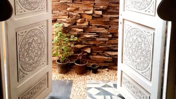 Deluxe Room, 1 King Bed | Terrace/patio