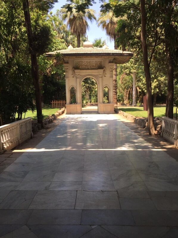مكان جذب سياحي