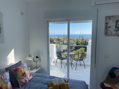 villa halcyon 24 calle huelva calahonda