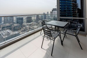 Deluxe Apartment, 2 Bedrooms, Canal View | Balcony