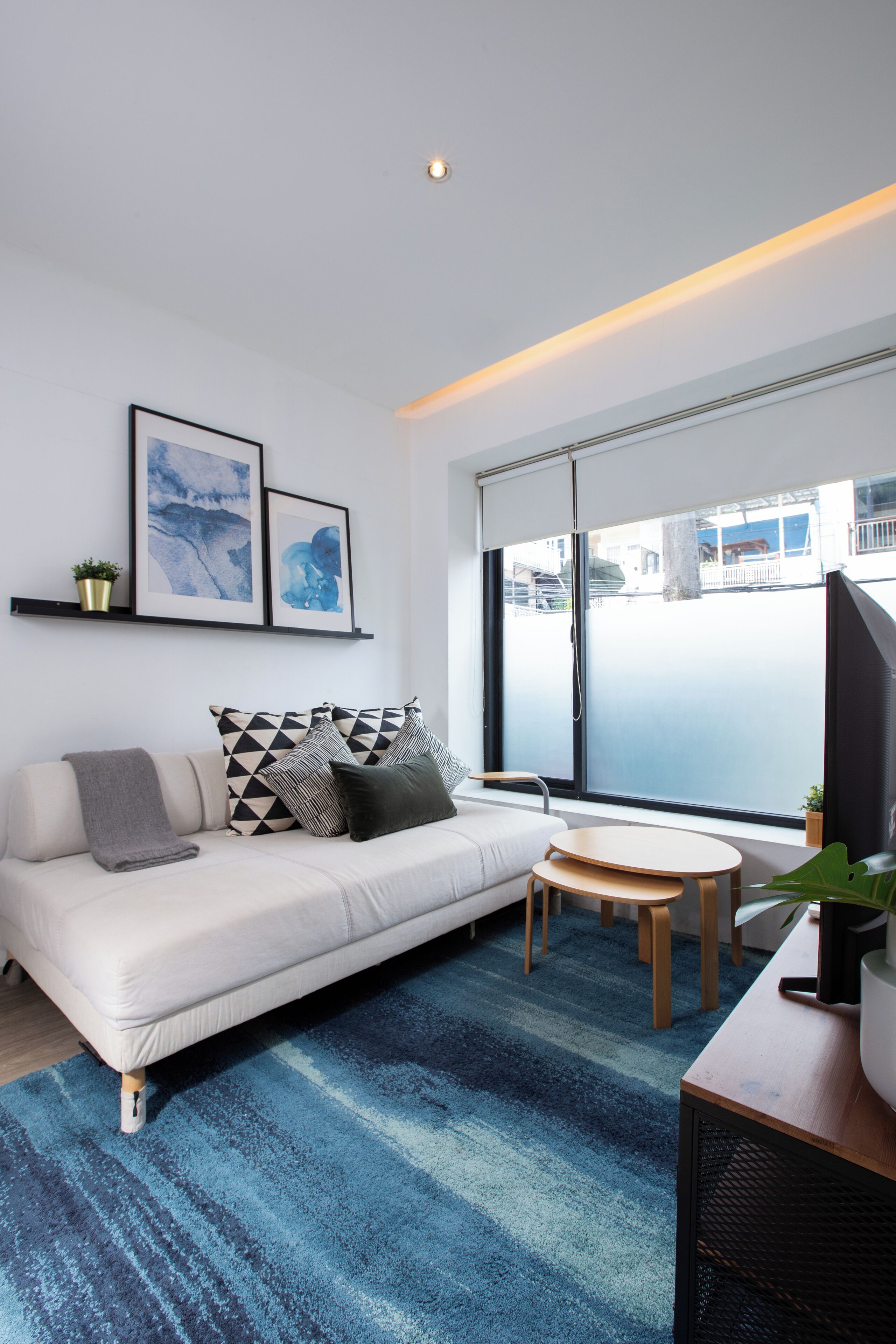 Apartemen Deluks, 1 kamar tidur, dapur | Area keluarga | Televisi layar datar 43-inci dengan saluran TV kabel dan TV LED