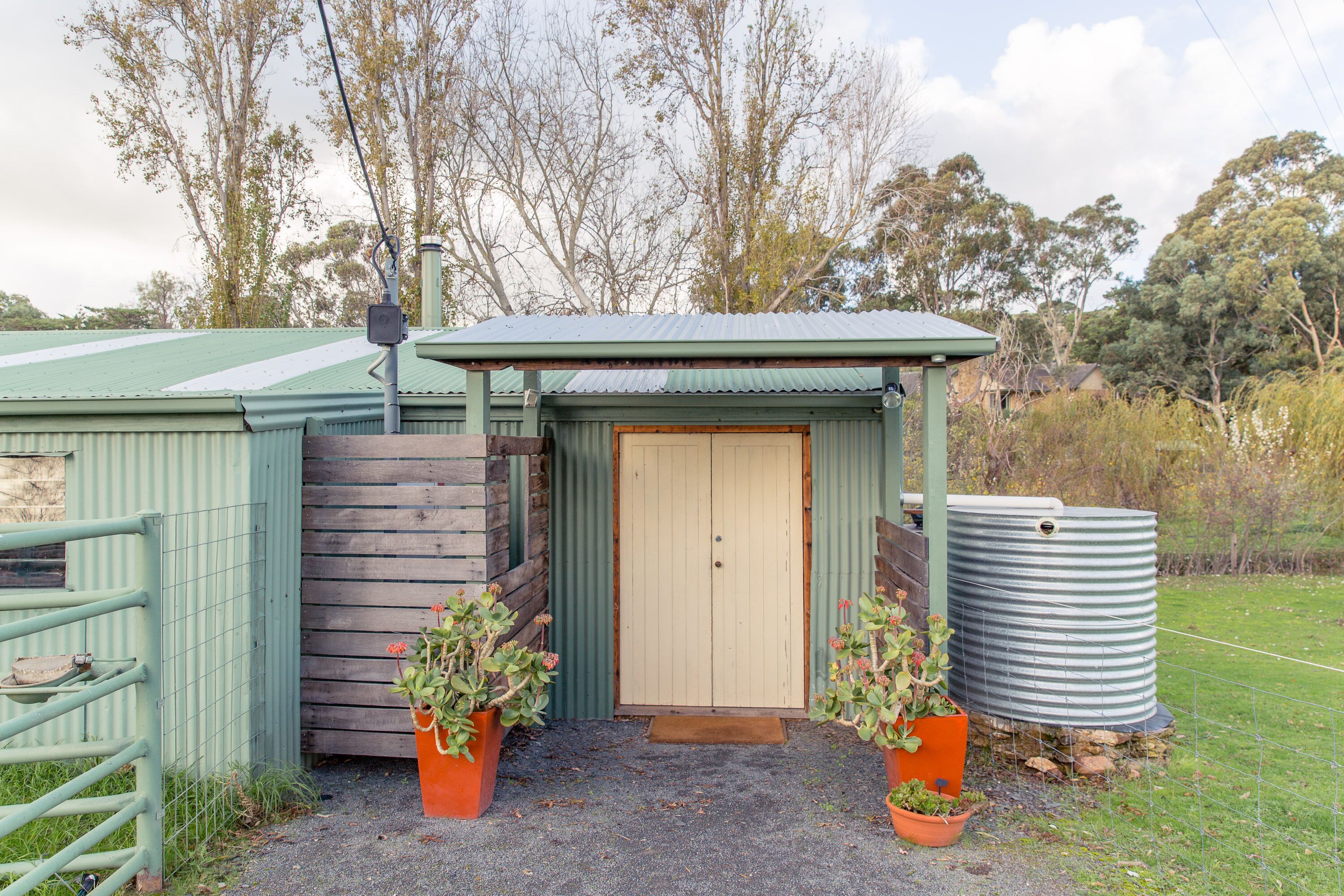 Vineyard farmstay retreat in the McLaren Vale wine region — image 2