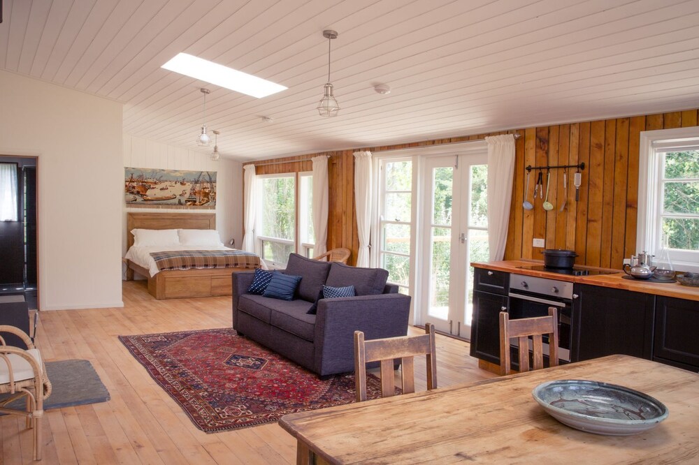 Vineyard farmstay retreat in the McLaren Vale wine region