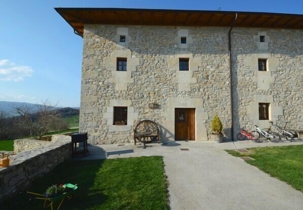 Exterior - Leciaga Rural Cottage for 14 people (Goñi)