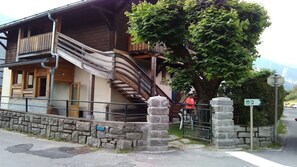 Esterni