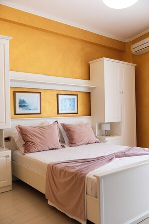 Standard Room, 1 Queen Bed, Non Smoking, Sea View - Hotel Iliria Internacional (Durrës)