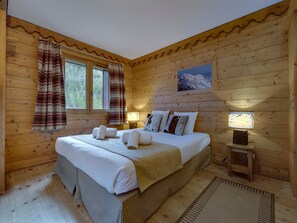 3 bedrooms, free WiFi, bed sheets