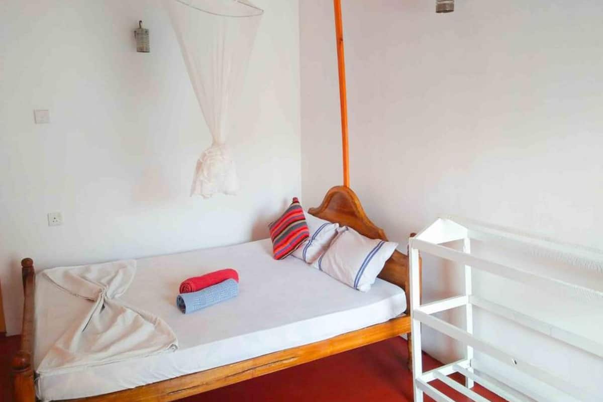 Basic Room, 1 Double Bed, Non Smoking | Free WiFi, wheelchair access