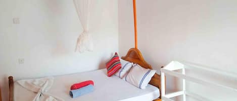 Basic Room, 1 Double Bed, Non Smoking