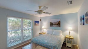 4 Schlafzimmer, Bügeleisen/Bügelbrett, kostenloses WLAN, Bettwäsche