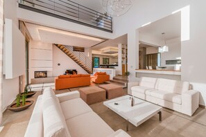 Smart TV, fireplace, video games, ping pong