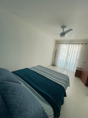 2 bedrooms, iron/ironing board, free WiFi, bed sheets - LUXURY HOUSE FOR SEASON CABO FRIO (Cabo Frio)