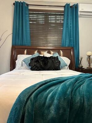 Standard Apartment | Individually decorated, individually furnished, laptop workspace - Kozy Bahamas Getaway (Nassau)