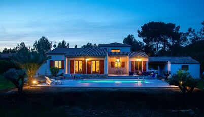 Villa Queen-South IT