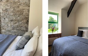 2 bedrooms, free WiFi, bed sheets - Ardnagashel Est No 2 - a two story that sleeps 4 guests in 2 bedrooms (Bantry)