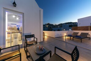 Presidential Suite, Mountain View (Next to Caldera) | Terrace/patio - Alafropetra Luxury Suites (Santorini)