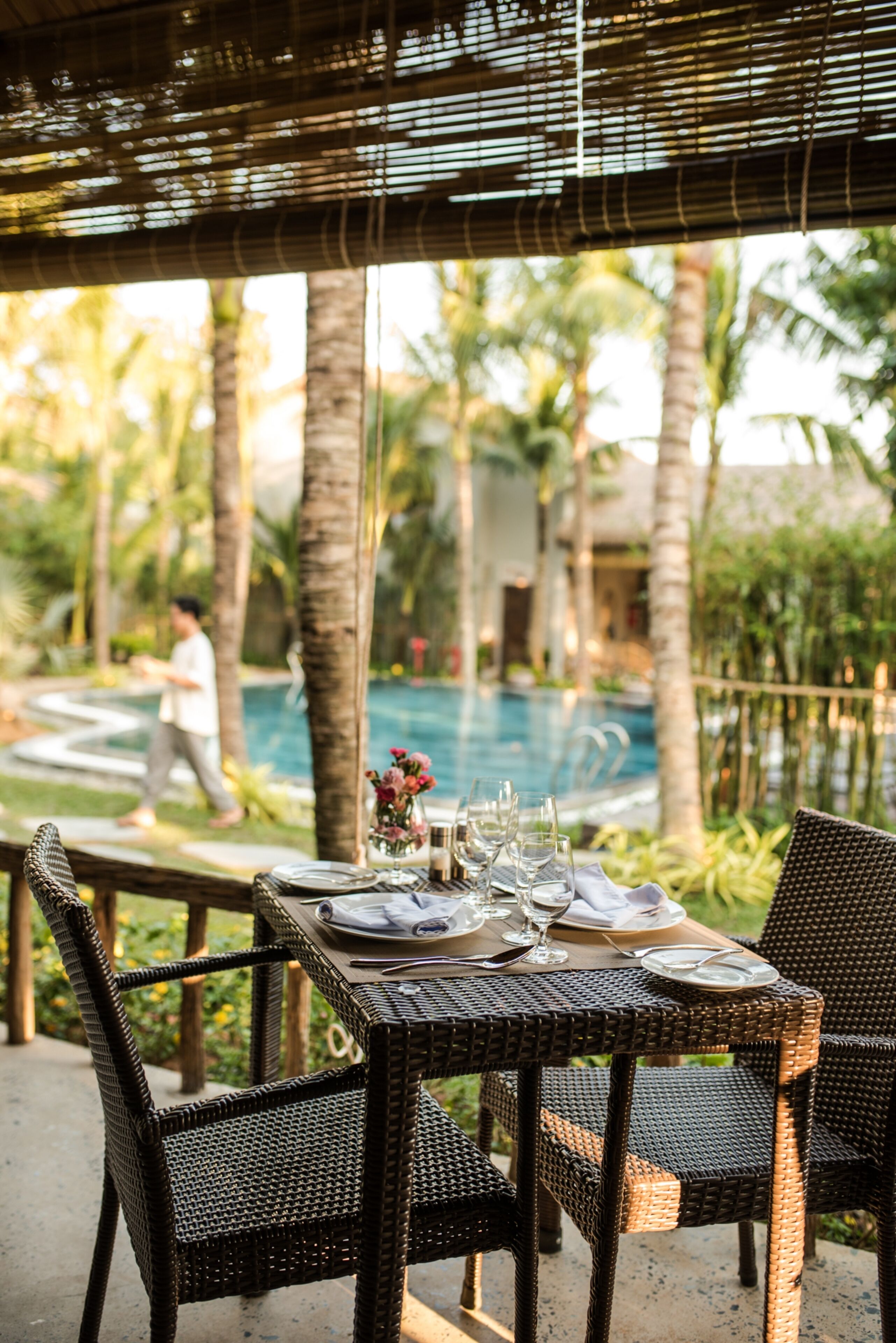 breakfast, lunch served; local and international cuisine, pool views