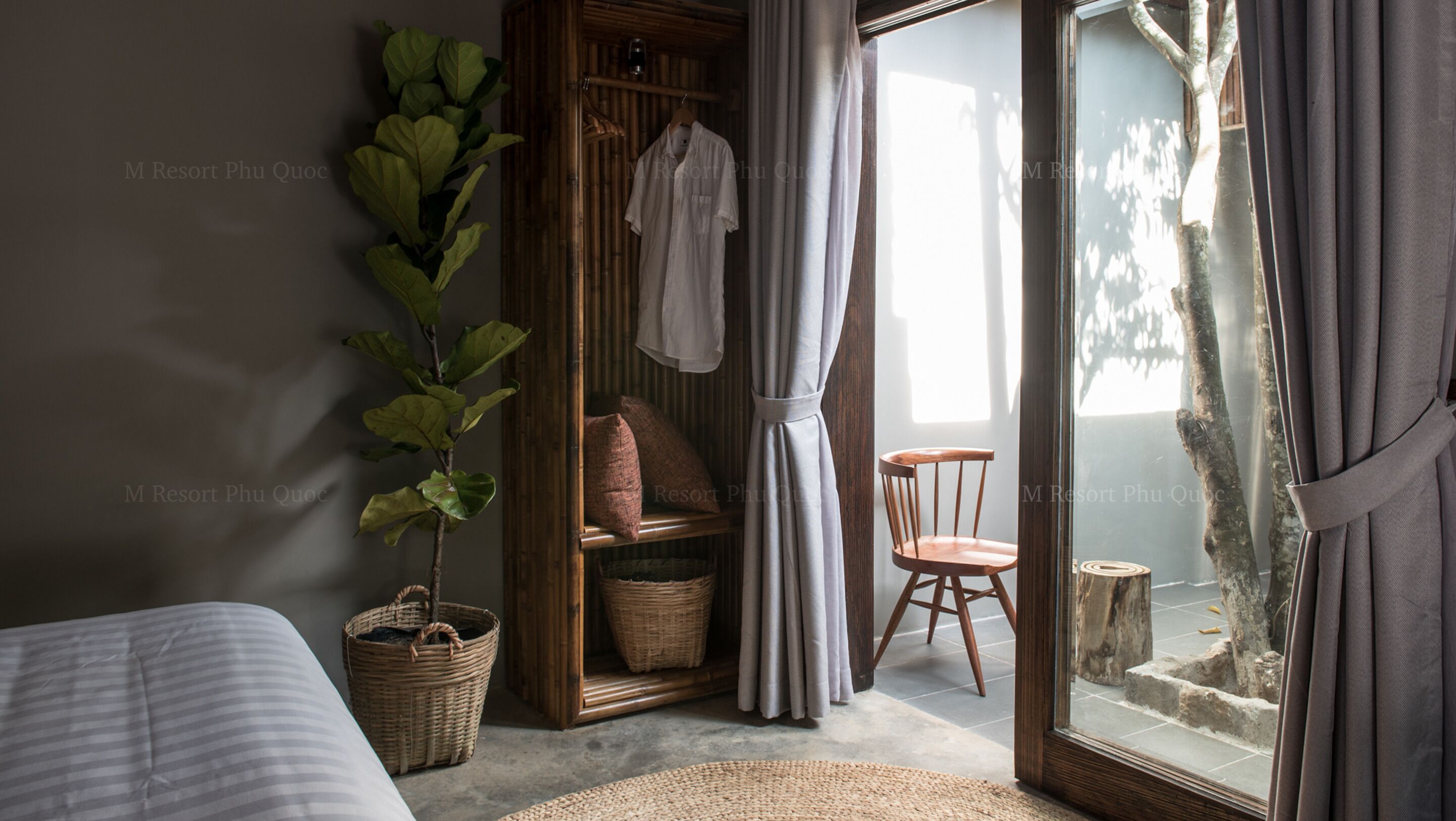 agarwood house | minibar, in-room safe, desk, free wifi