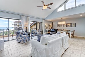 Smart-TV, DVD-Player, Stereoanlage