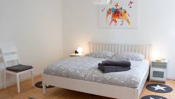 2 Schlafzimmer, Bügeleisen/Bügelbrett, Reisekinderbett, kostenloses WLAN