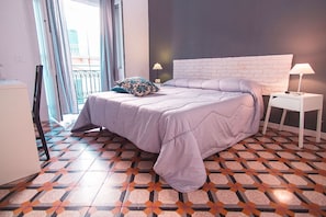 Double Room (Malaguerra) | Individually decorated, individually furnished, desk, soundproofing