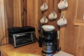 Fridge, microwave, coffee/tea maker, cookware/dishes/utensils - "Flatts" Deluxe Camping Cabin #6 | Pet Friendly (Jackson Township)