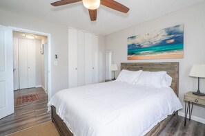 2 bedrooms, iron/ironing board, WiFi, bed sheets