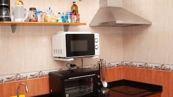 Fridge, microwave, dishwasher, toaster