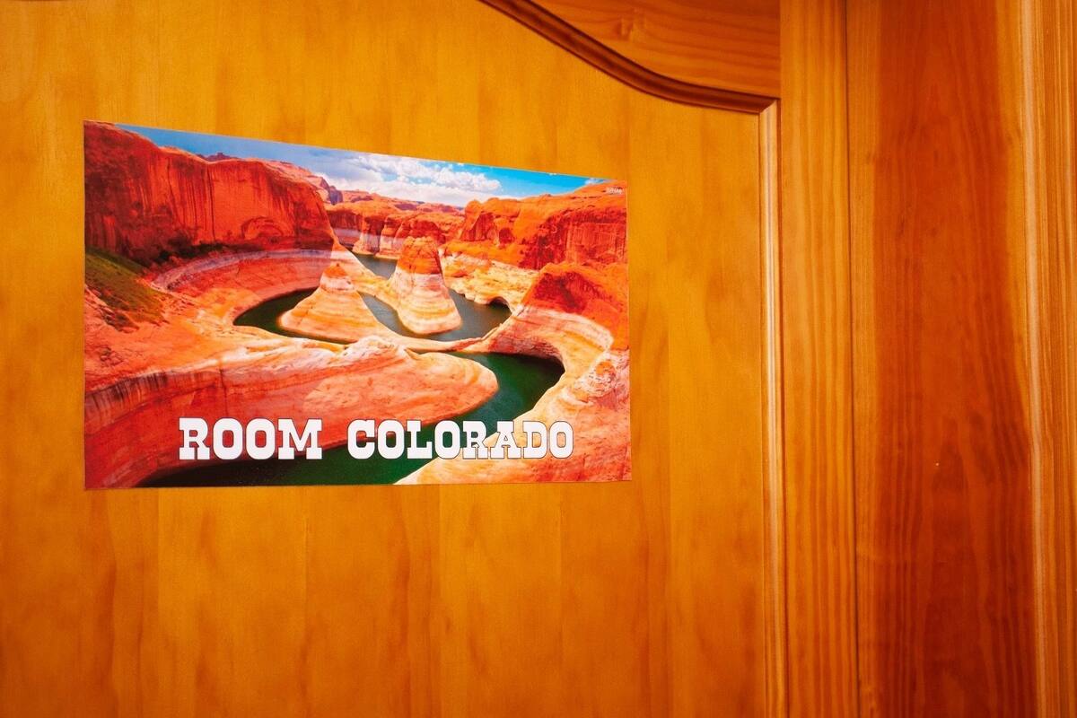 Double Room with Shared Bathroom (Colorado Room) | 2 bedrooms, desk, laptop workspace, iron/ironing board