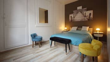 1 habitación, tabla de planchar con plancha, wifi y ropa de cama