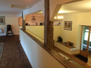 Interior - Tranquil rural farmhouse gite with large garden and terrace (Plussulien)