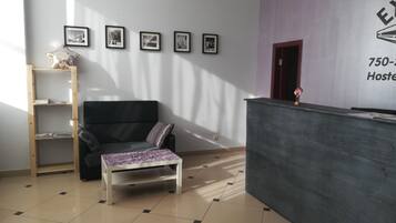 ロビー応接スペース