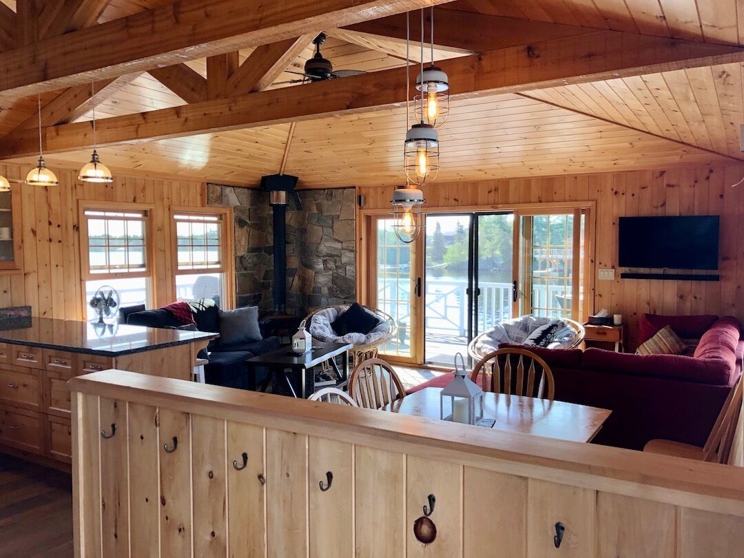 2 Best Houseboats Near Kenora, Canada Trip101