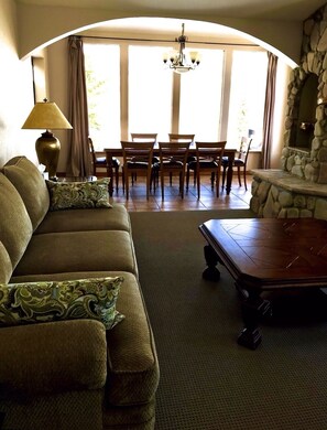 Smart TV, fireplace - Mountain  Majesty Home Durango, CO (Hesperus)